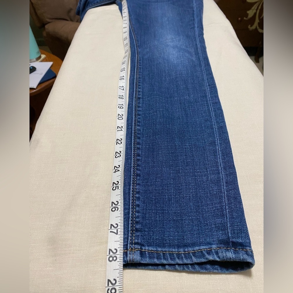 Lucky Brand Charlie Skinny Blue Jeans in Size 2/26.  Medium Wash. - Picture 12 of 13